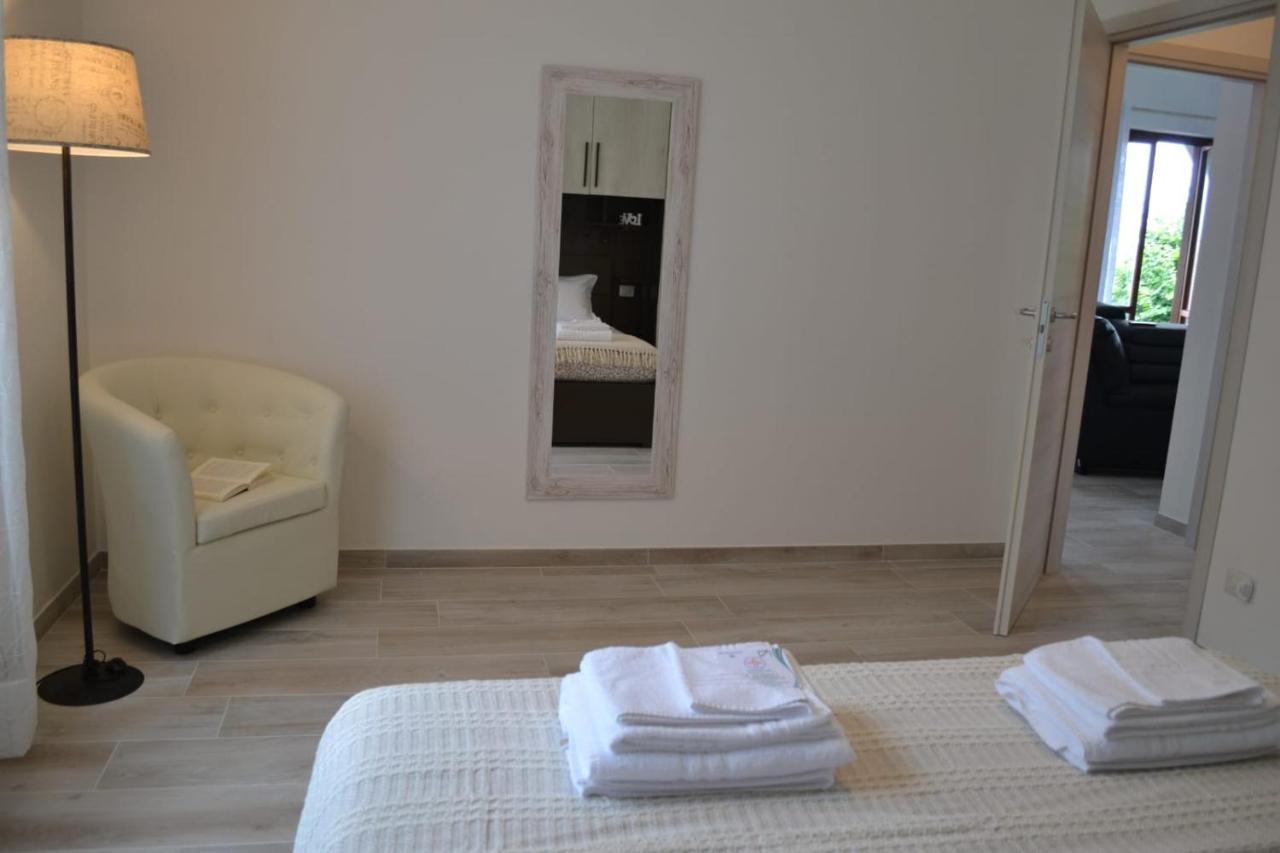 Le Grigne Guesthouse - The Garden Oliveto Lario Exterior photo